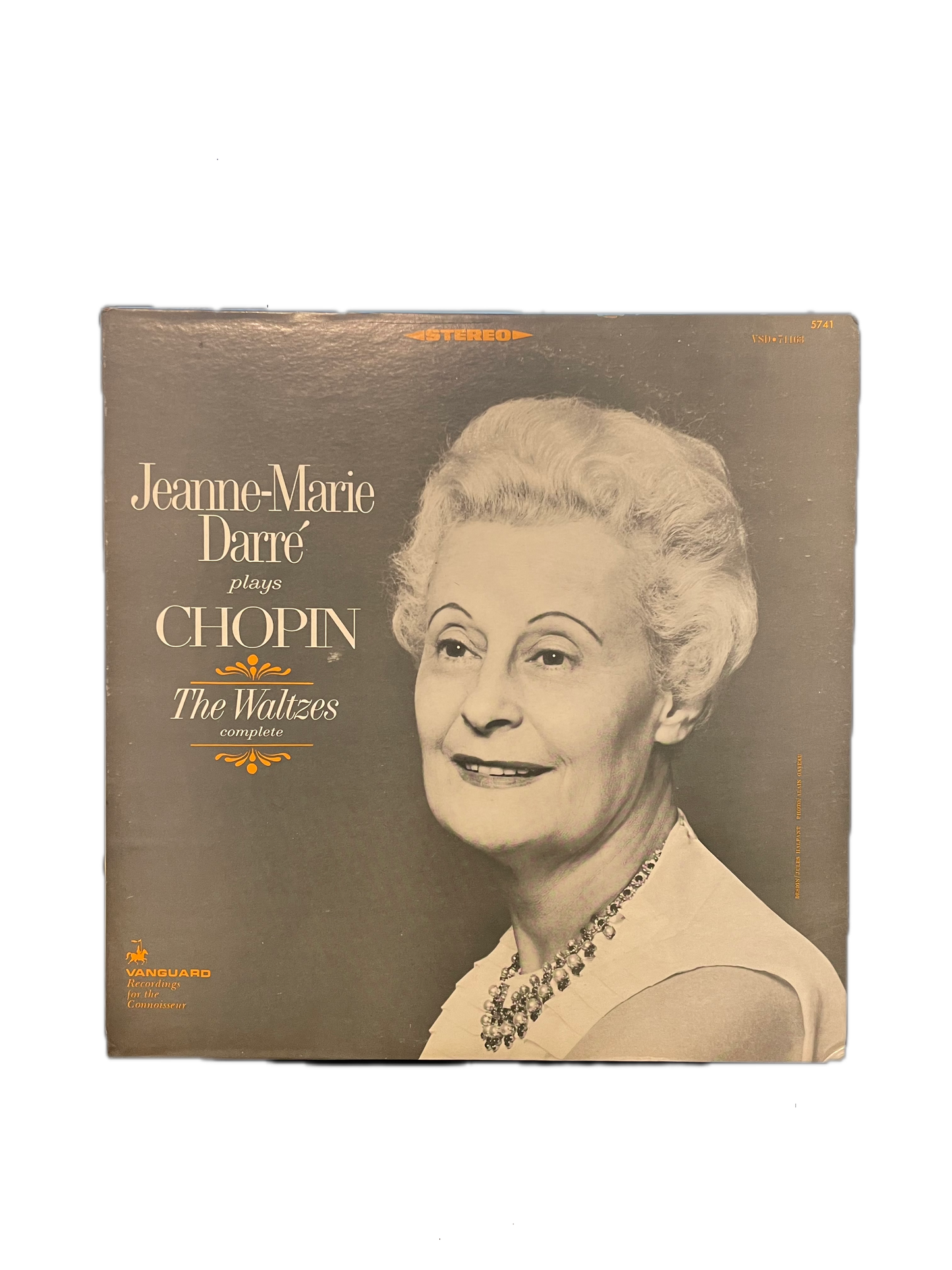 Jeanne-Marie Darre plays Chopin - The Waltzes (1966)